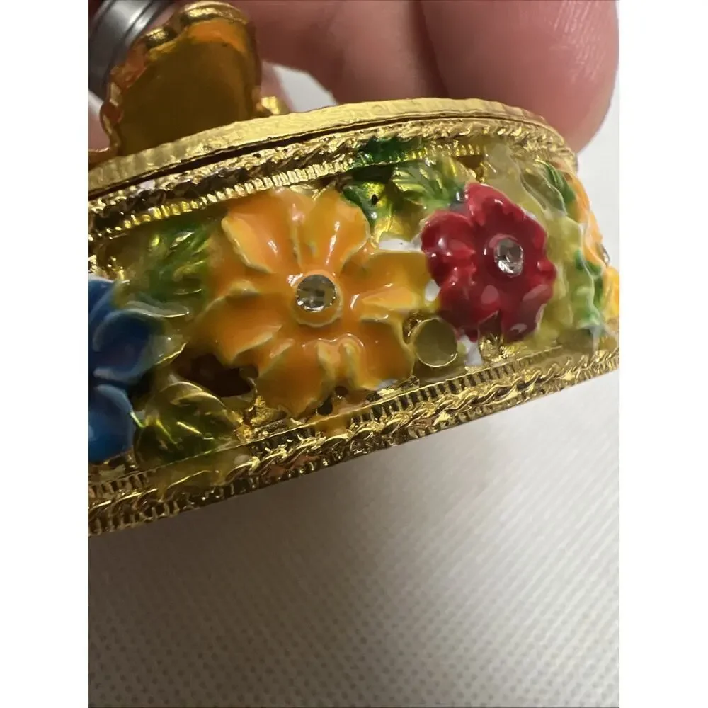 Beautiful Ornate Colorful Flower And Butterfly Trinket Box .6.3/ 4.7/ 3.5 cm